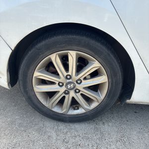 2015 Hyundai ELANTRA SE thumbnail 19