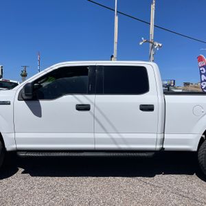 FORD F-150 XLT - 4