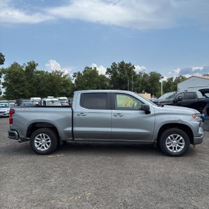 صورة 10 لـ 2026 Chevrolet SILVERADO 1500 RST