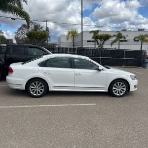 VOLKSWAGEN PASSAT SEL PZEV - 10