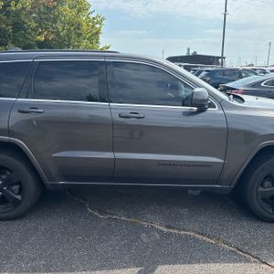 2015 JEEP GRAND CHEROKEE ALTITUDE — фото 11