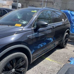 VOLKSWAGEN TIGUAN SE R-LINE BLACK 4MOTION - 4