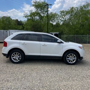 FORD EDGE LIMITED - 10