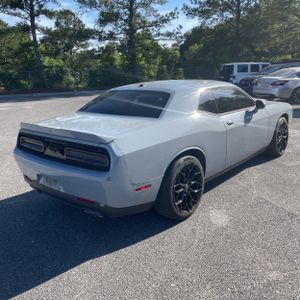 DODGE CHALLENGER SXT - 8