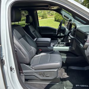 صورة مصغرة 37 لـ 2025 FORD F-150 XLT