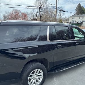 CHEVROLET SUBURBAN LT - 9