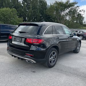 MERCEDES-BENZ GLC - 8