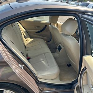 صورة مصغرة 35 لـ 2013 BMW 320I XDRIVE