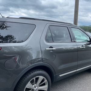 FORD EXPLORER LIMITED - 9