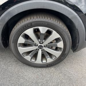 صورة 20 لـ 2020 KIA TELLURIDE S