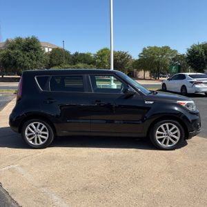 2019 KIA SOUL + — фото 10