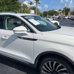 2023 Lincoln NAUTILUS BLACK LABEL thumbnail 13