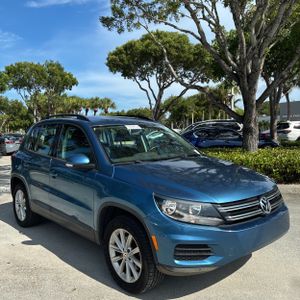 2018 Volkswagen TIGUAN LIMITED 2.0T — фото 12