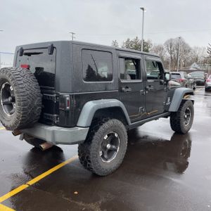 JEEP WRANGLER UNLIMITED X - 8