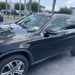 صورة 2 لـ 2018 Mercedes-BENZ GLC