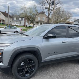 CHEVROLET EQUINOX LT - 2