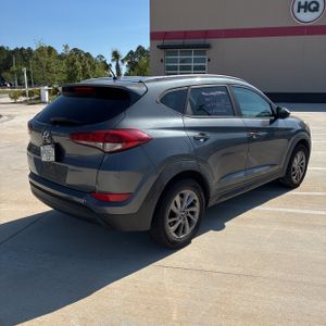 HYUNDAI TUCSON SE - 8