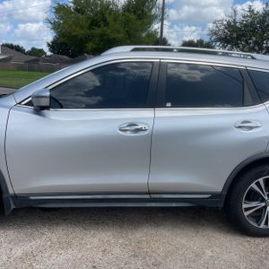 صورة 4 لـ 2017 Nissan ROGUE SL