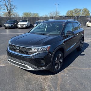 VOLKSWAGEN TAOS SE 4MOTION - 1