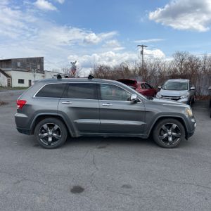 JEEP GRAND CHEROKEE OVERLAND - 10