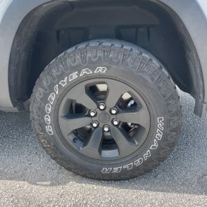 2022 RAM 1500 REBEL thumbnail 18