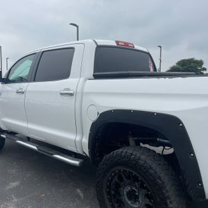 TOYOTA TUNDRA - 6