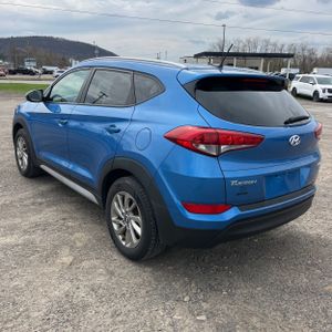 HYUNDAI TUCSON SE - 5