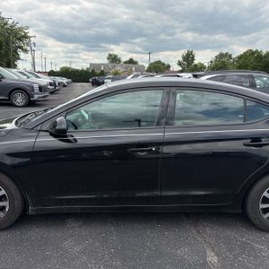 صورة 4 لـ 2018 Hyundai ELANTRA SE