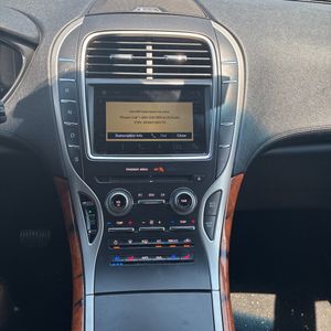 2019 Lincoln NAUTILUS RESERVE — миниатюра 38