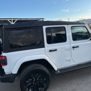 JEEP WRANGLER 4XE SAHARA 4X4 - 9