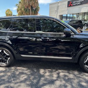 صورة 11 لـ 2024 KIA TELLURIDE S