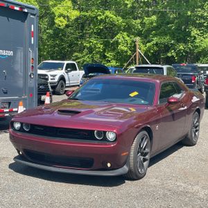 DODGE CHALLENGER - 1