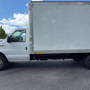 FORD E-350 CUTAWAY - 4