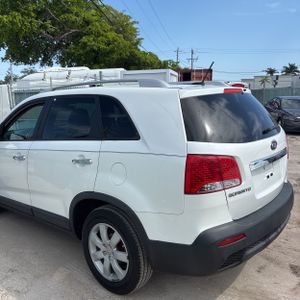 2013 KIA SORENTO LX — фото 5