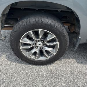 صورة 19 لـ 2020 Chevrolet SILVERADO 1500 RST