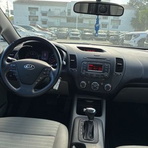 صورة مصغرة 36 لـ 2015 KIA FORTE EX