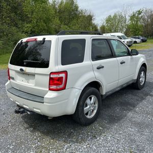 FORD ESCAPE XLT - 8