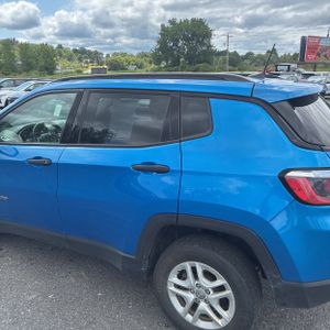 صورة 6 لـ 2017 JEEP COMPASS SPORT
