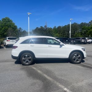 MERCEDES-BENZ GLC - 10