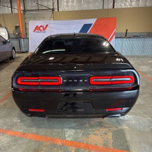 DODGE CHALLENGER - 5