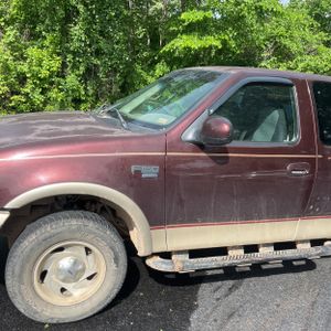 FORD F-150 LARIAT - 2