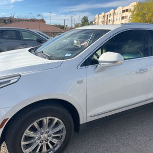 CADILLAC XT5 LUXURY - 2