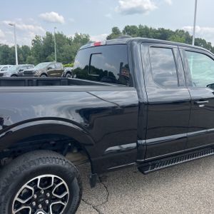 2023 FORD F-150 XLT — фото 9