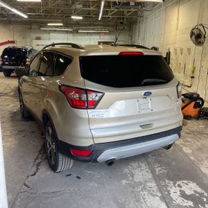 FORD ESCAPE SE - 5