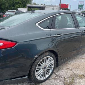 FORD FUSION SE - 9