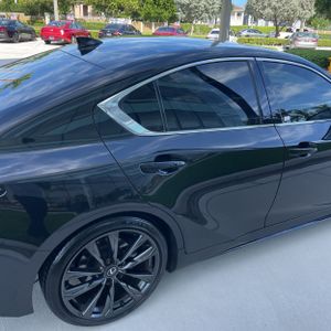 صورة 9 لـ 2025 Lexus IS 350 F SPORT DESIGN
