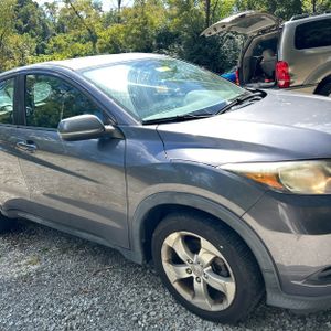 صورة 13 لـ 2016 Honda HR-V LX