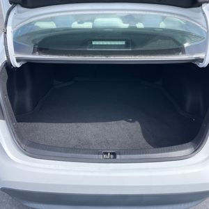 2023 Toyota COROLLA LE thumbnail 42