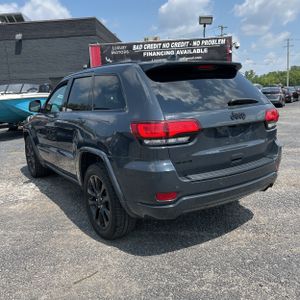 2018 JEEP GRAND CHEROKEE ALTITUDE — фото 5
