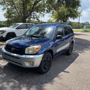 2005 Toyota RAV4 BASE — фото 1